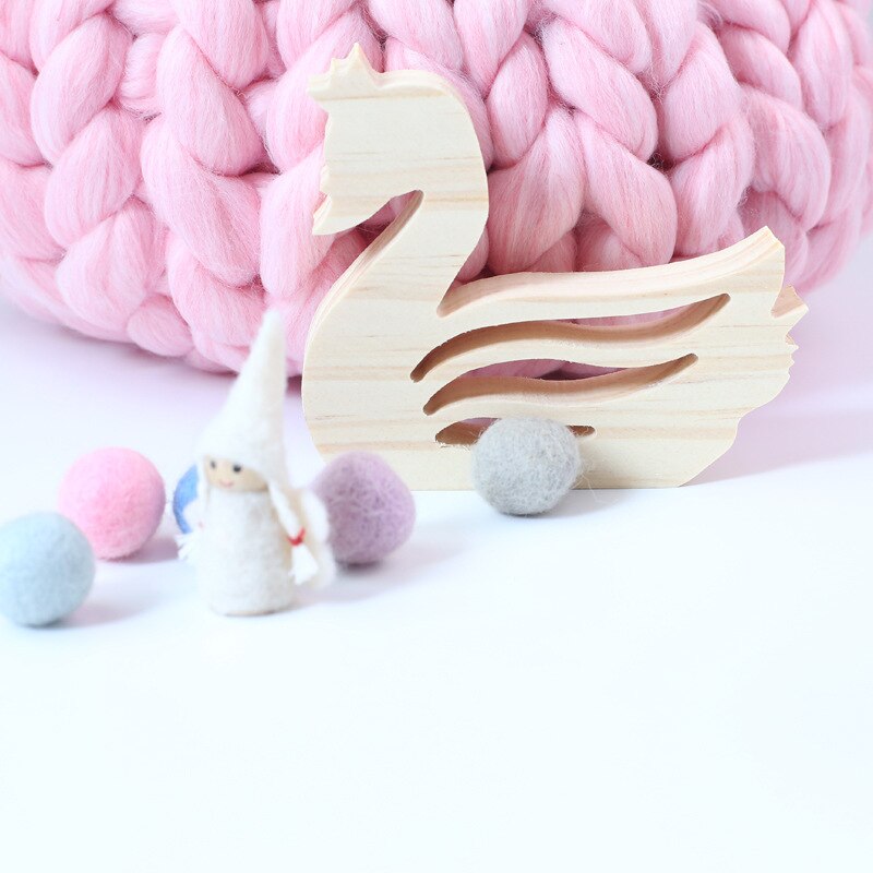 2Pcs Natural Wooden Swan Cute Animals Blocks Toy Emulation Swan Models Baby Kids Learning Toys Special for Children