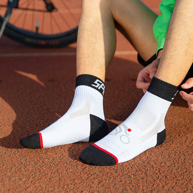 Calcetines cortos de ciclismo para hombre y mujer, calcetín Deportivo, media pantorrilla, cómodos, con empuñaduras, elásticos, antideslizantes, transpirables y secos