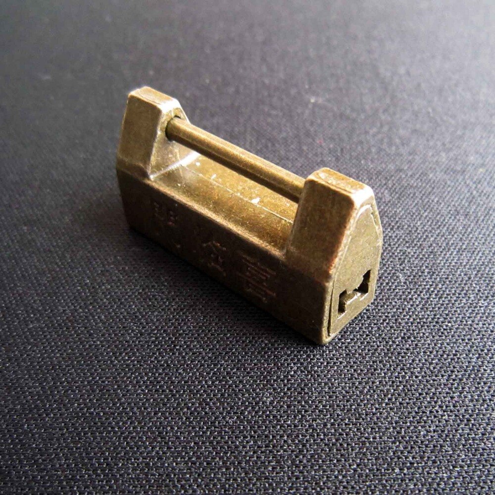 1 bit vintage kinesisk gammaldags dekorativa smycken bröstlåda resväska lås hänglås nyckel a