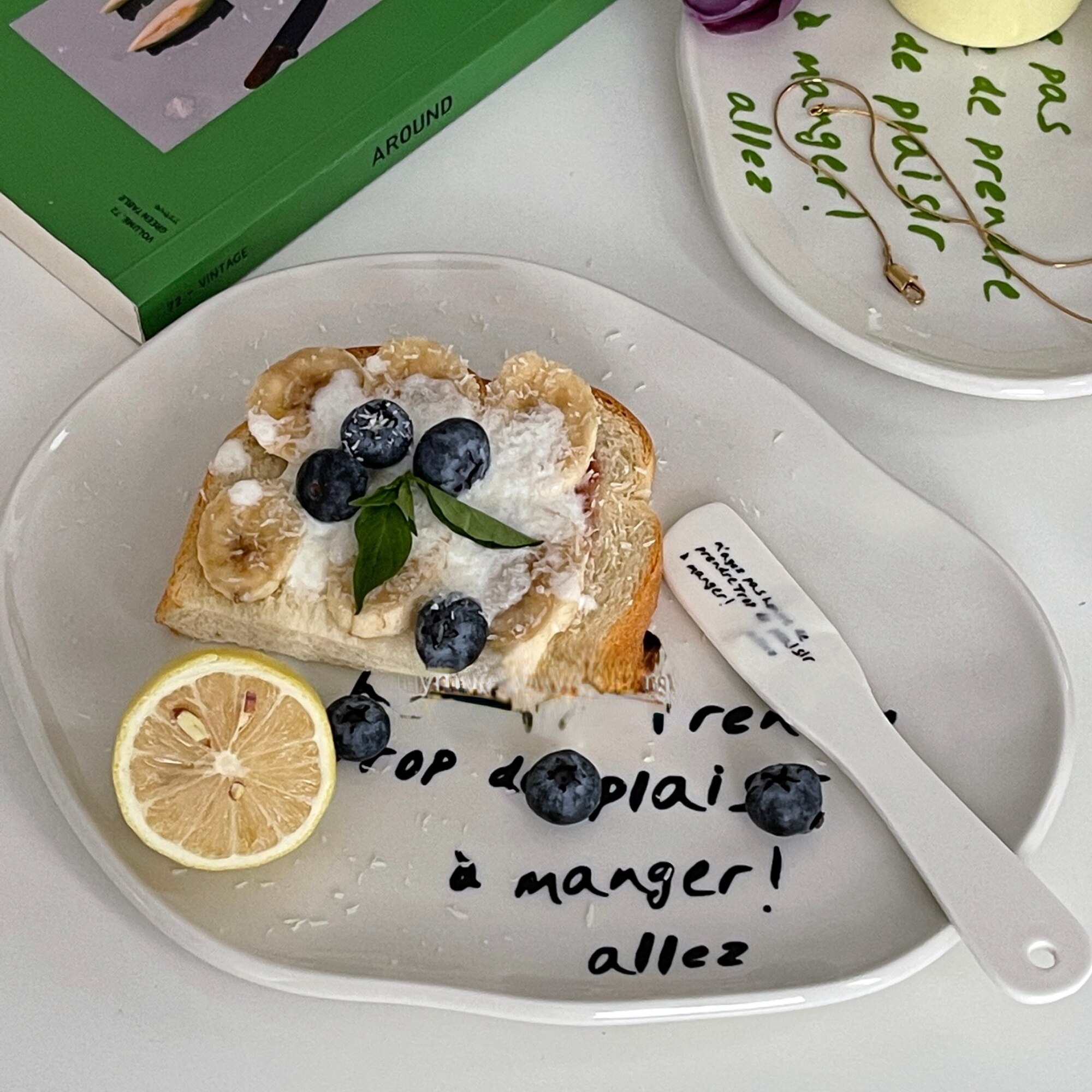 Koreaanse Stijl Decoratieve Plaat Onregelmatige Keramische Diner Platen Platen Keramische Dessertbord Ontbijt Kom Franse Brief