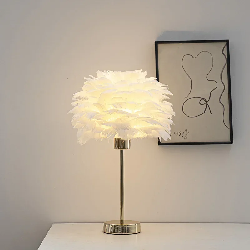 nordisch Feder Tischlampe Romantische Nachttischlampe Studie Schlafzimmer Dekoration Atmosphäbetreffend Nachtlichter