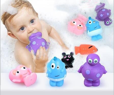 6 Stks/partij Cartoon Bad Speelgoed Zwemmen Water Speelgoed Kleurrijke Zachte Drijvende Rubber Squeeze Sound Piepende Bathing Speelgoed Voor Baby Bad speelgoed