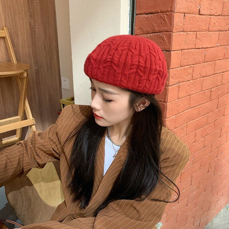 Autumn and Winter Red Beret Female Korean Version Ins Painter Hat Literary Retro Outdoor Warm Hat