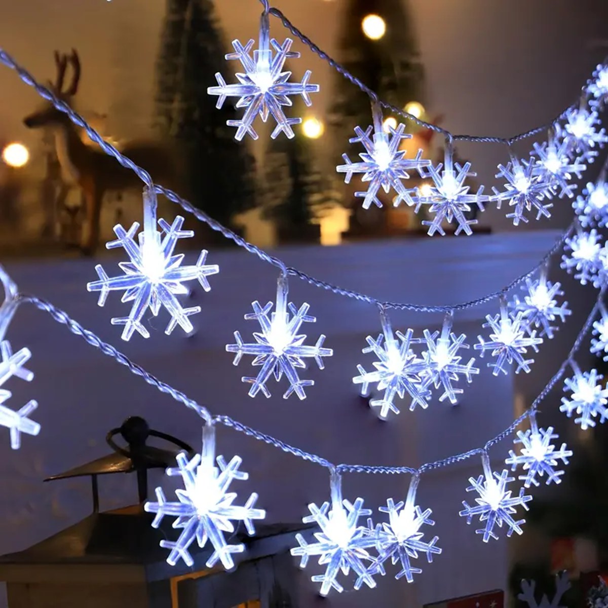 Guirlande lumineuse LED flocon de neige de noël, 1 pièce, éclairage décoratif suspendu d'intérieur et d'extérieur, lampe d'ambiance féerique pour fête dans le jardin: Blanc froid / 61-70W