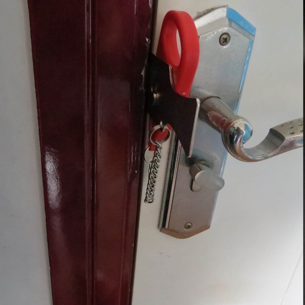Sikkerhed dørlås bærbar indendørs udendørs tyverialarm sikkerhedslåse hotelrejser selvforsvar dørstop mini dørlås