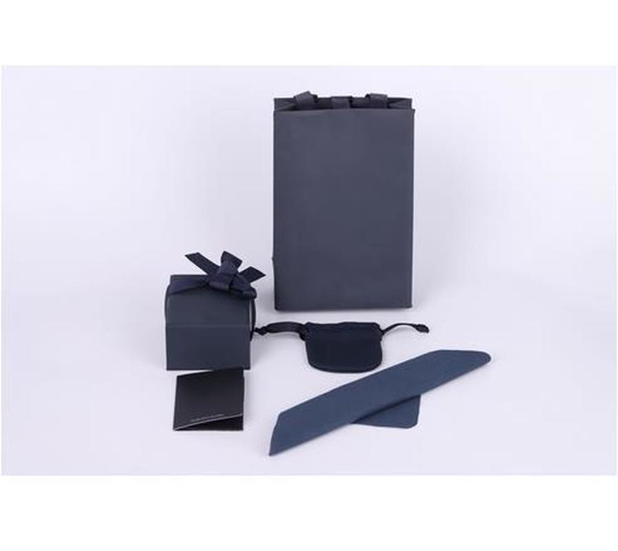 Jewelry Box - Textile - Clamshell Packaging for Necklace, Pendant, Ring, Bracelet