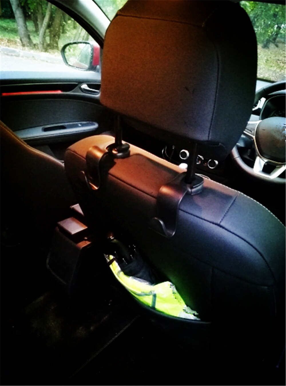 Appui-tête à crochet pour BMW 635d 120d 120i 5-series X7 X1 M760Li 740Le iX3 i3s i3 | 2 pièces, accessoires universels de siège, sac à dos