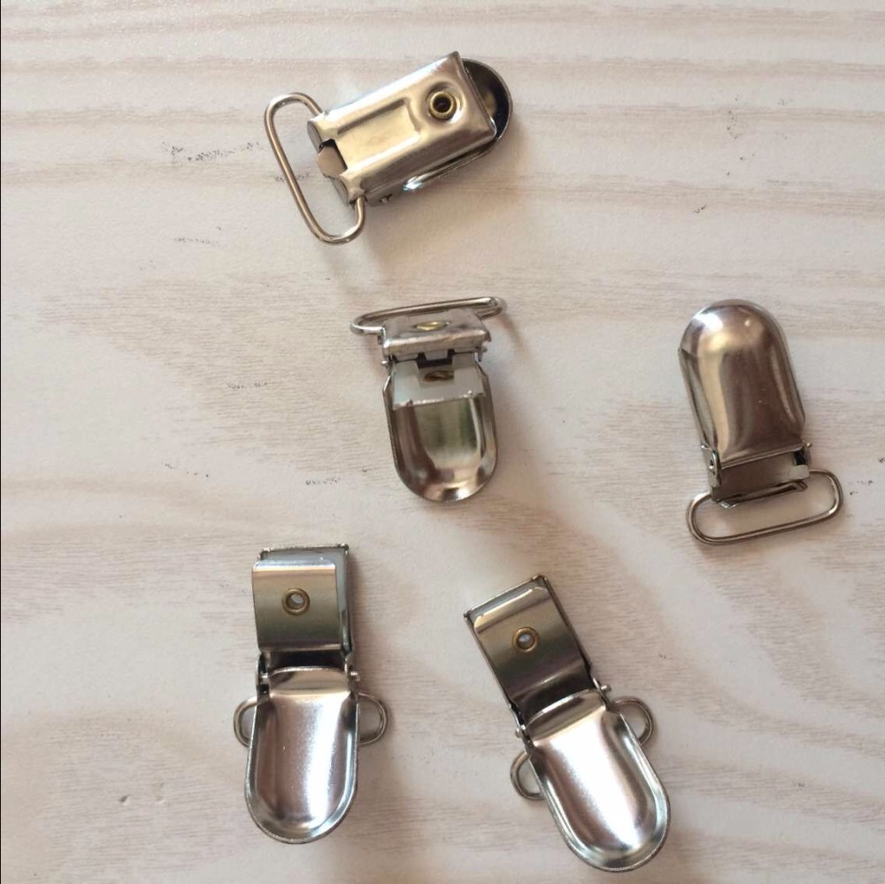 Seleclips syning metaltilbehør metal sølv tøjklemmer med plastik tænder brug størrelse 2cm 30 stk/parti  tq537