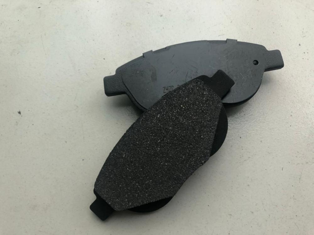 (4pcs/set) Front / Rear Brake pads set KIT-FR RR DISC BRAKE for Chinese GEELY EC7 EMGRAND Auto car motor part 1064001724