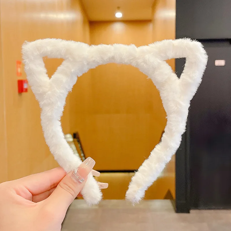 Cat Ears Womens Headband Woolen Velvet Hair Band Headwear Girl Wash Up Plush Hair Hoop Hair Accessories Autumn And Winter: Lavender