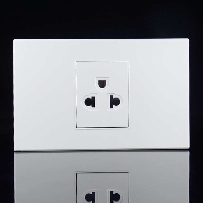 118mm white American Southeast Asia Standard 3-pole Multi-function socket PC flame retardant household safety power plug 15A