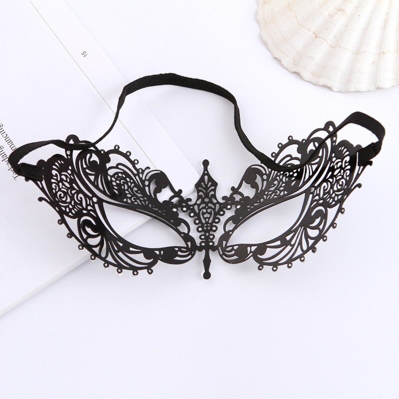 Metal Hollowed-out Diamond Mask Dance Half Face Eye Mask Half Face Small Tip