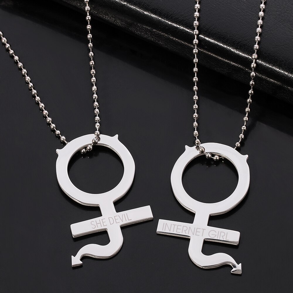 100% in Acciaio Inox Femminile Simbolo Internet Ragazza Lei Diavolo Igirl Dei Monili Della Catena Della Collana Del Choker per Le Donne Streetwear Pesante Gotica