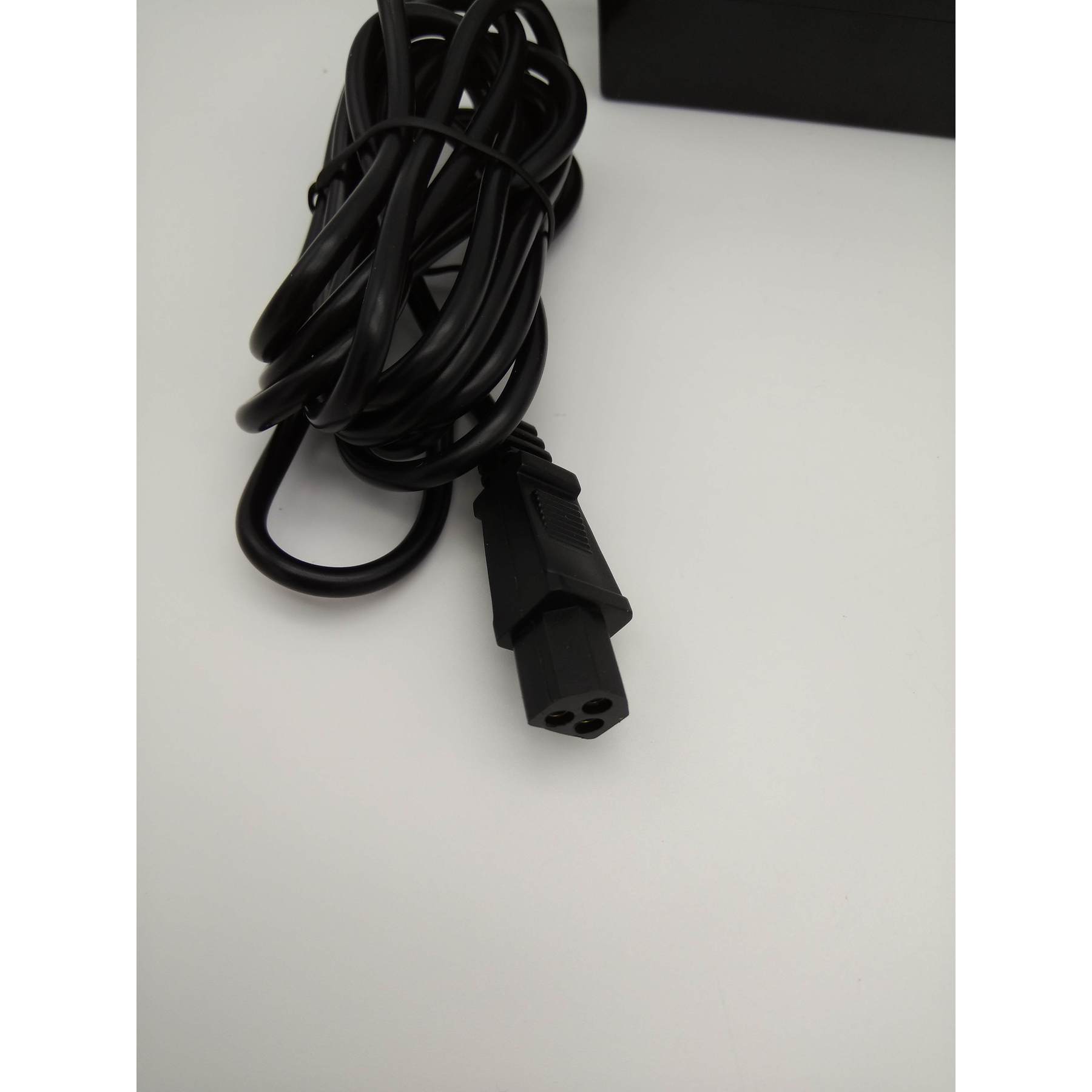 POWER ADAPTER NEO GEO CD COMPATIBEL 100-240V