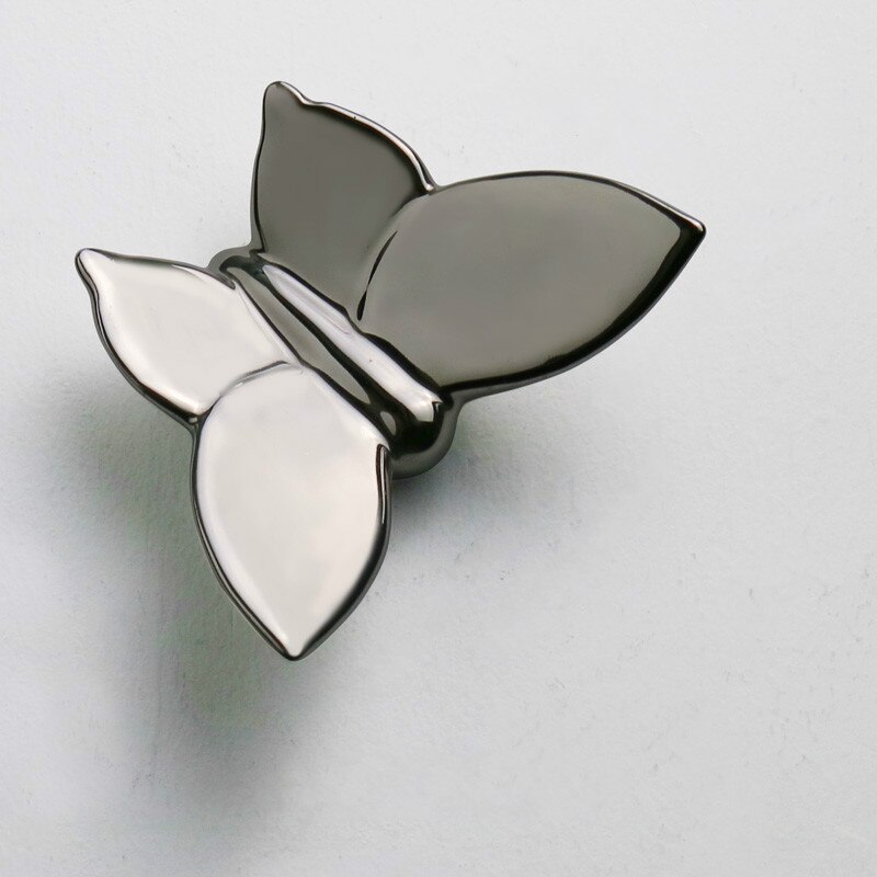 Creatividad cerámica mariposa montaje en pared Fondo estereoscópico pared decoración moderna del hogar Decoración colgante para habitación de niños: Plata / 8.5x11cm