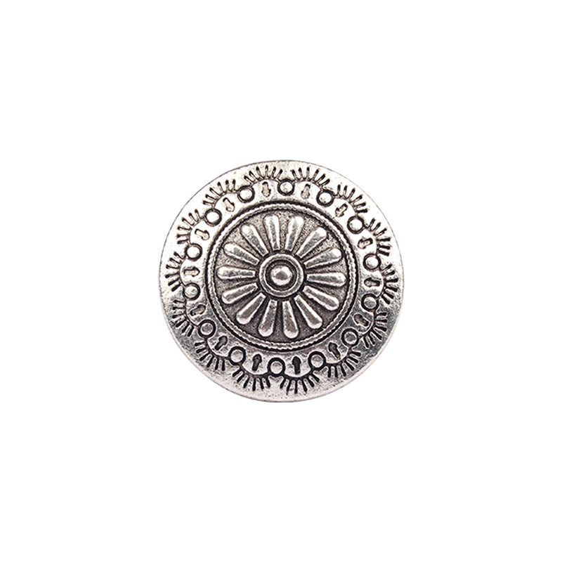 3pcs/lot 30MM Retro Zinc Alloy Round Gold Bronze Silver Daisy CONCHO Decorative Buttons Charms Pendants For DIY Accessories: Silvery