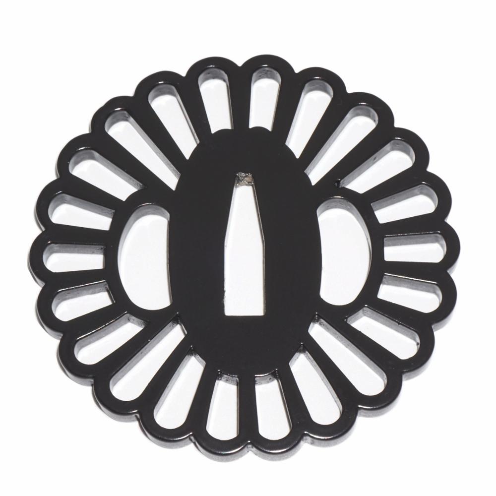 Iron Alloy Tsuba Hand Guard for Japanese Samurai Swords Wakizashi Tanto: Model B