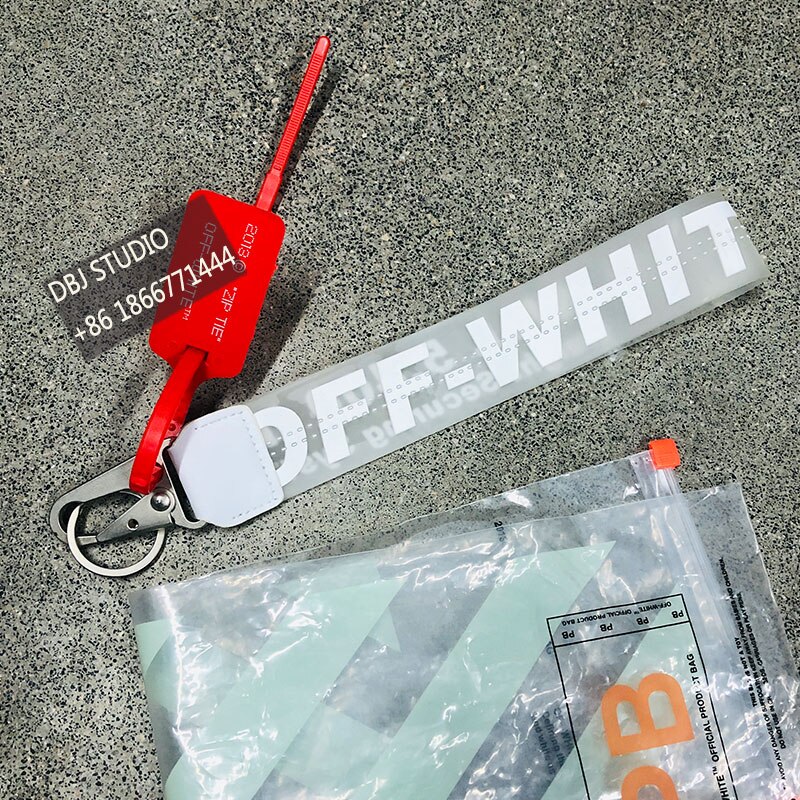 Hors porte-clés PVC couleur lettres transparent métal anneau porte-clés voiture porte-clés sac d'école pendentif petits accessoires: WHITE