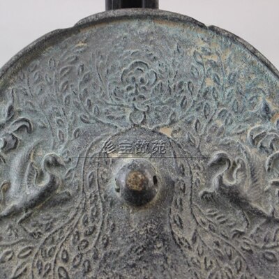 Fine antique Han Dynasty Phoenix bronze mirror