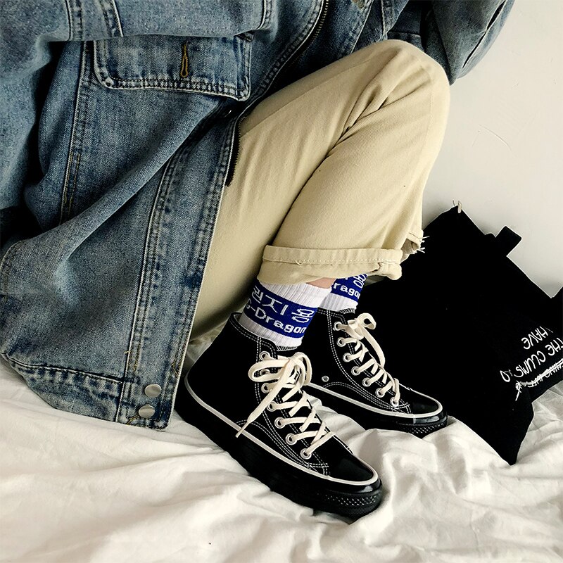 Klassiske solide sorte unisex lærredssko forår high-top udendørs afslappet sneakers behageligt åndbart fodtøj 35-44