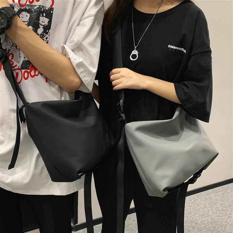 Bolsa de ombro feminina grande-capacidade saco do mensageiro marca de moda meninos saco casual simples mulher diagonal estudante saco de desporto ginásio