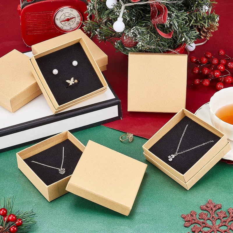 24 Stück Schmuckschatullen aus Pappe, 3,54 x 3,54 x 1,18, quadratische Kartons aus Papier, Kraftpapier, Geschenkverpackungsbox für Weihnachten