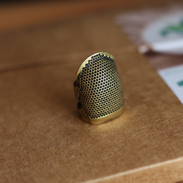 Diy retro håndarbeid sy fingerbøl finger beskytter justerbar finger metall nåler sy verktøy tilbehør sy fingerbøl