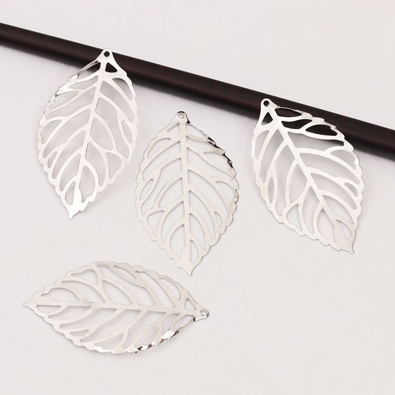 50pcs Craft Hollow Leaves Pendant Jewelry Accessories Gold Charm Filigree Jewelry Making Plated Vintage for Hair Comb