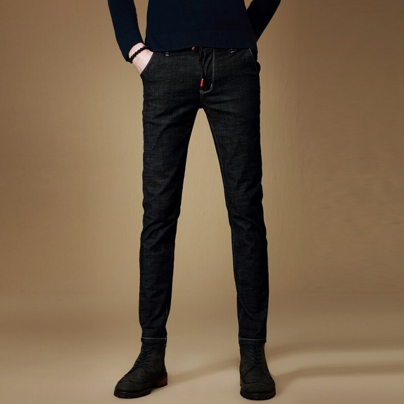 Essentials Klassieke pasvorm kreukbestendige Stretch Dress Pant Zwart, 28W x 28L