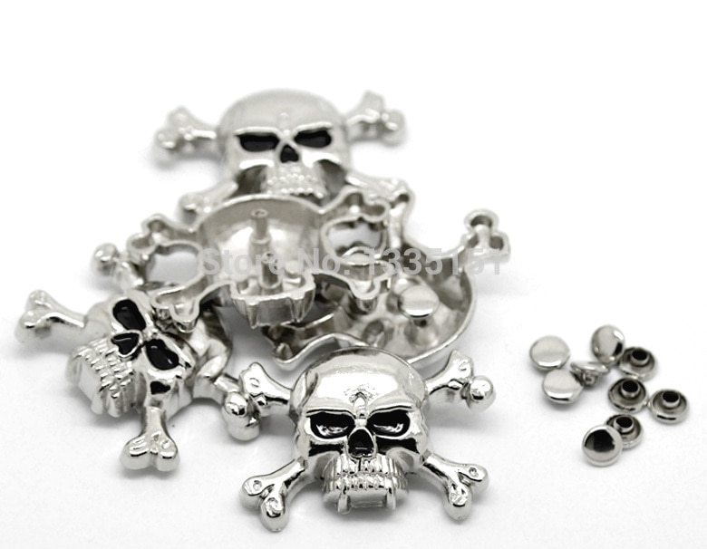 -10 Sets Antiek Zilver Skull Crossbone Klinknagels Spots 4.4 cm x 2.9 cm 7mm Tas lederen Kleding J1785