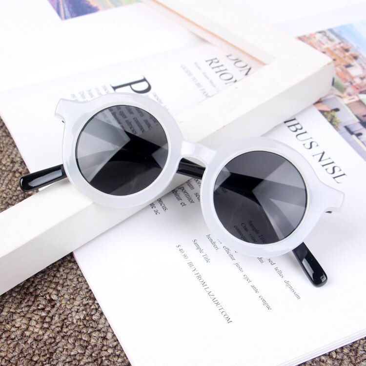 Zomer Mode Retro Ronde Kids Zonnebril Anti Uv Beschermende Zuigeling Silicone Veiligheid Bril Voor Kinderen Meisjes Jongens Brillen: Light Grey