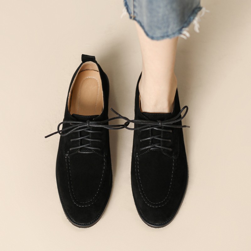 2024 lente en herfst effen kleur platte damesschoen modieuze ronde neus lage hak casual grote maat instapper platte damesschoenen: Black / 40