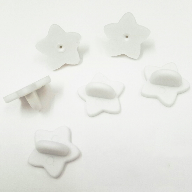 50 Uds. Broche de goma con hebilla, broche de estrella, Pin trasero, mariposa, embrague, insignia para apretar, tapones traseros para broche DIY, accesorios de joyería