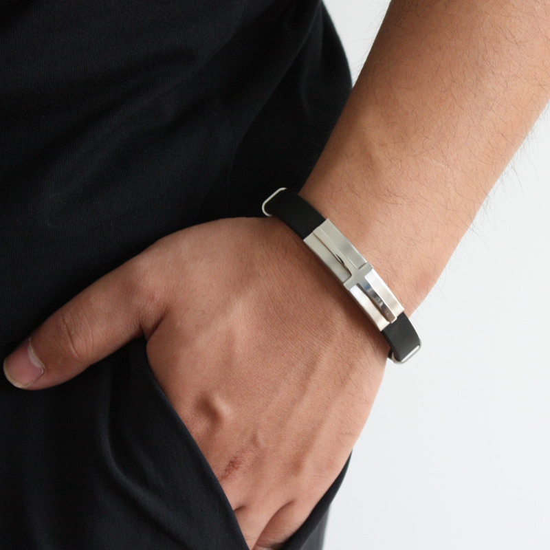 Classical Men Bracelets Christian Black Silicone Bracelet 3 Colors Stainless Steel Cross Clasp Wristband Male Jewelry Accesories: Silver-2