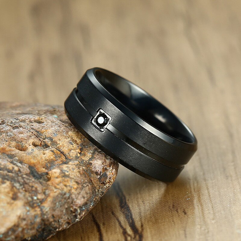 Kotik 8Mm Black Wedding Band Roestvrij Staal En Vierkante Bezel Cz Gegroefde Inlay Mannen Ring Comfort Fit Afgeschuinde Mannelijke sieraden