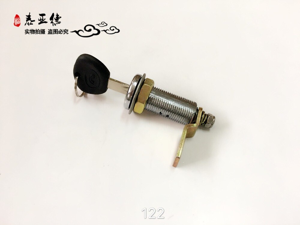 Bus part triangular lock /rear door lock/side door lock/key cylinder 122 for yutong / zhongtong /kinglong /higer bus