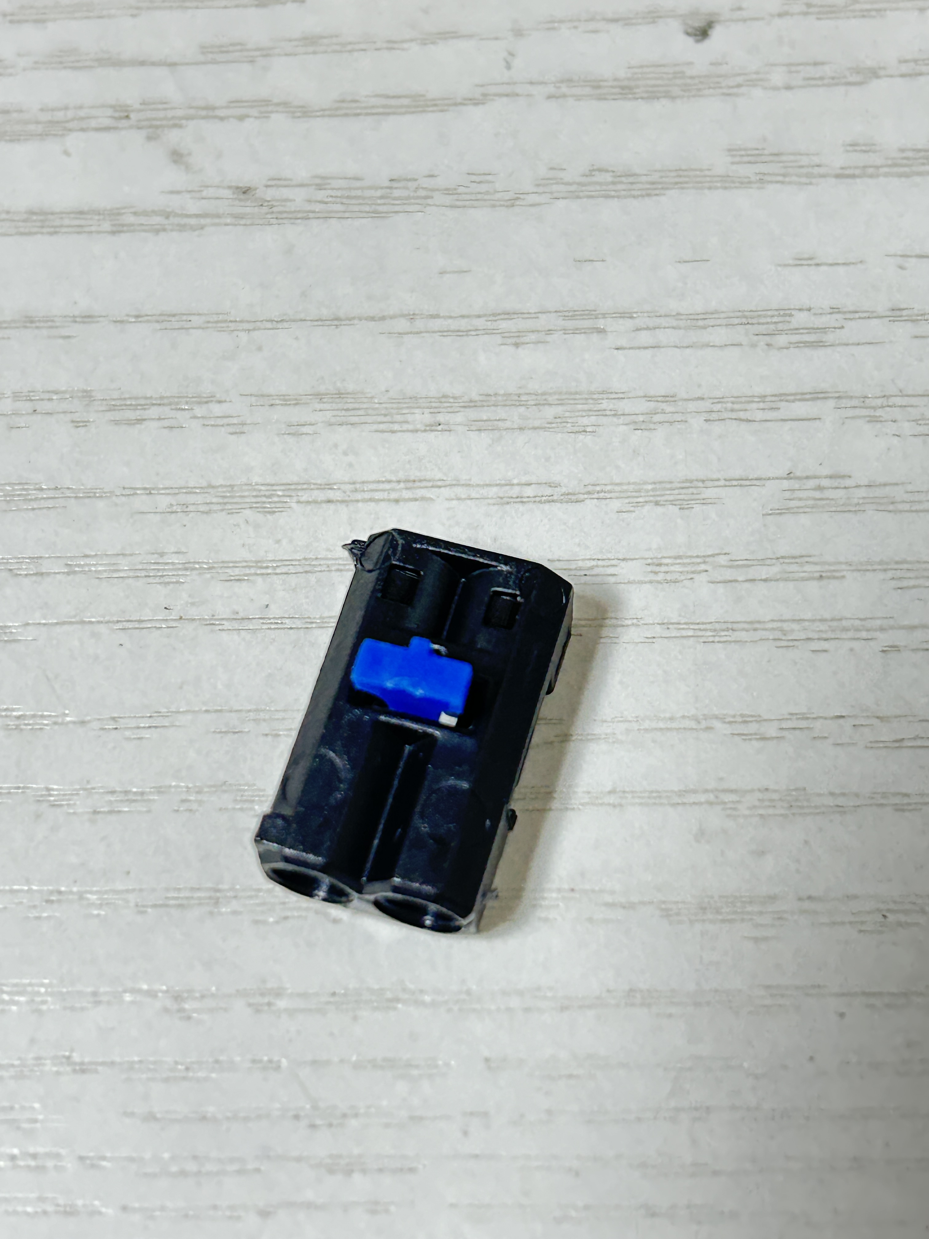 Car MOST optical fiber male and female plug 4p hole: Red