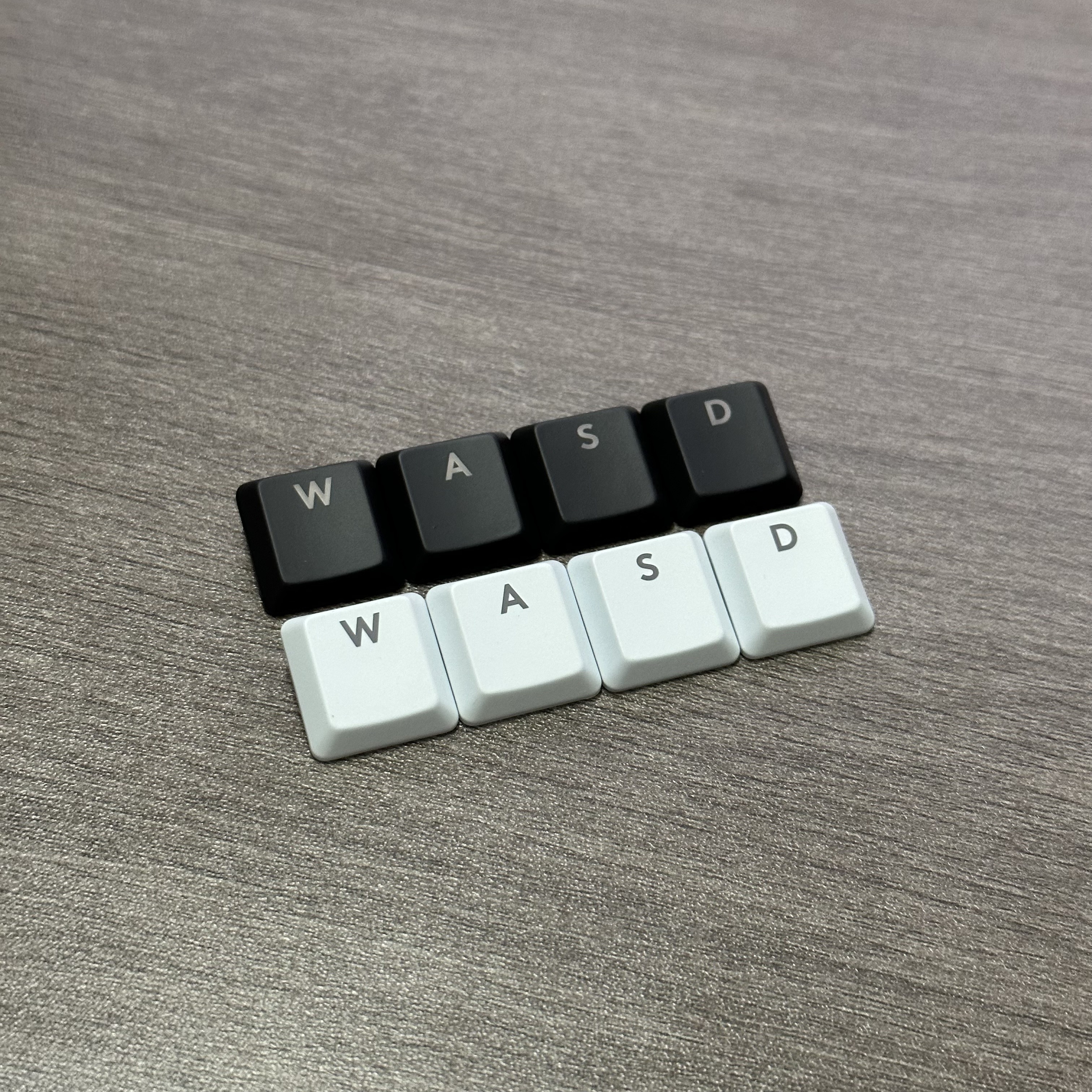 Shine Through Keycaps Original Backlit Keycaps Replacement for Logitech G913 G915 G813 G815 TKL RGB Mechanical Keyboard.: black