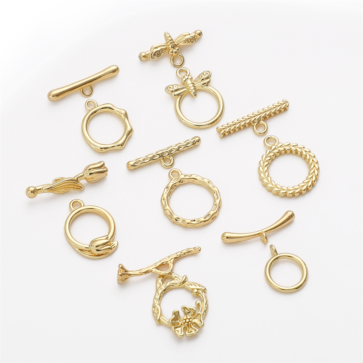 1 set van 14k vergulde messing koperen metalen sluitingen voor het maken van zelfgemaakte armbanden en kettingen.