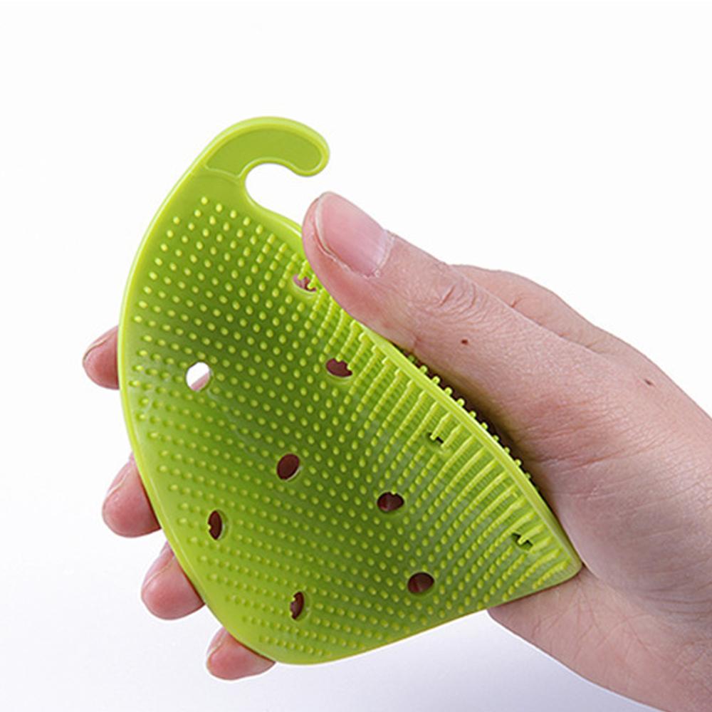 Multi-functional Protect Hand Dirt Clean Brushes Easy Cleaning Tools Potato Scrubber Fruit Accessories Kitchen Gadgets 1 pcs: green