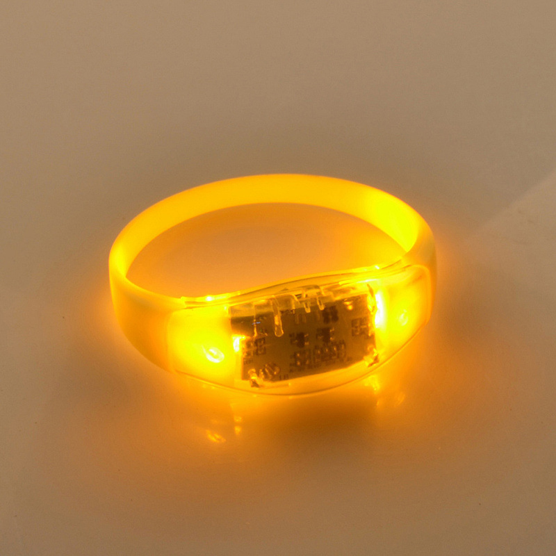 Pulsera luminosa LED, pulsera de silicona luminiscente con vibración de sonido, iluminación para , festivales y cumpleaños,: Amarillo