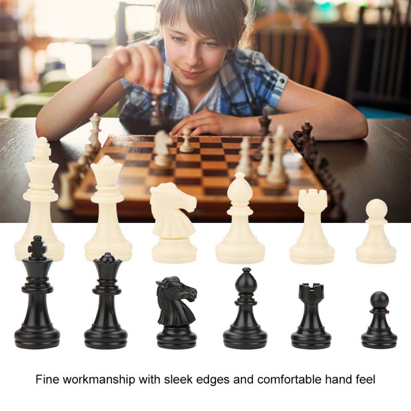 32 stk/sæt international standard skaksæt plastik sort hvid erstatning turneringsskakmænd til skakspil for børn
