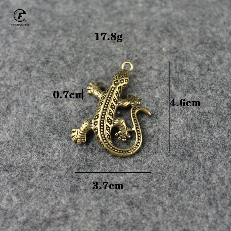 Vintage koppar drake karp figurer bilnyckelring hänge retro mässing kinesisk prydnad heminredning tillbehör: Gecko -17.8