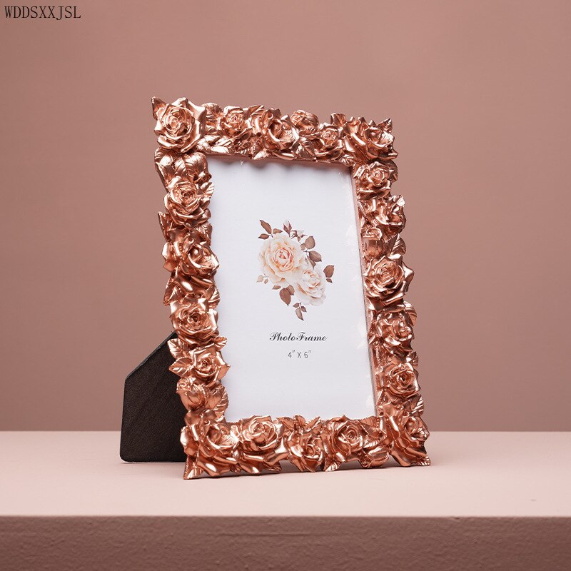 Wddsxxjsl Europese Stijl Rose Reliëf Fotolijst Ornamenten Rose Gold Kantoor Nachtkastje Fotolijst Home Decoratie