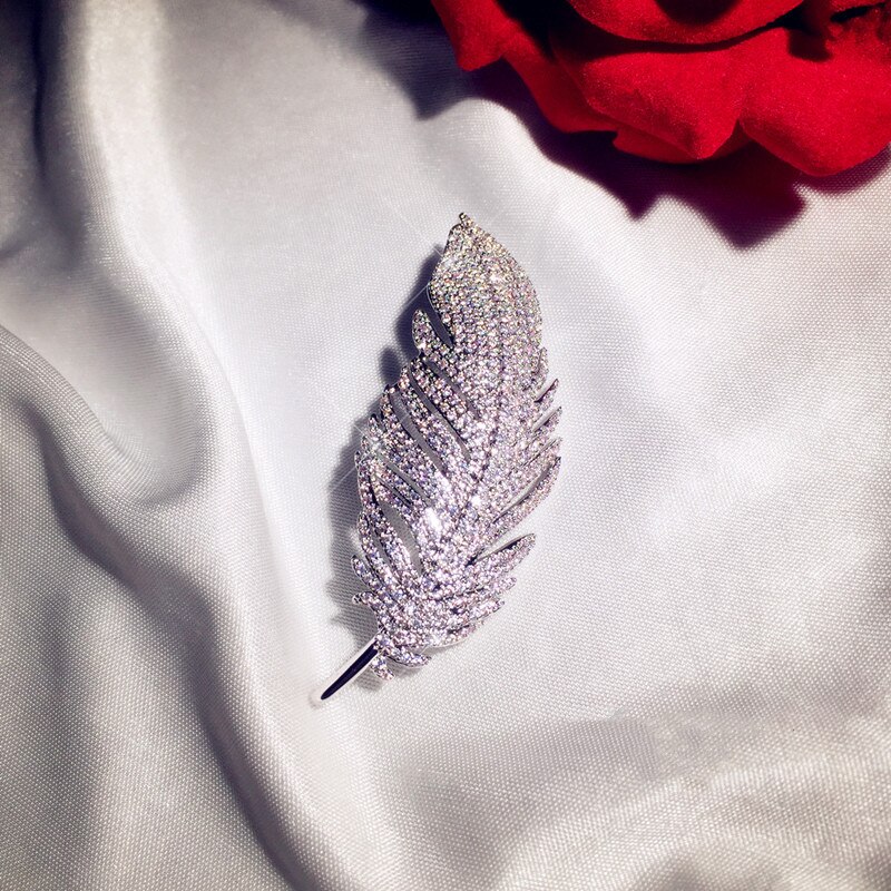 Luxury Brooches For Women Feather Cubic Zirconia Fine Jewelry Romantic Pin Accessories Simple Boutonniere