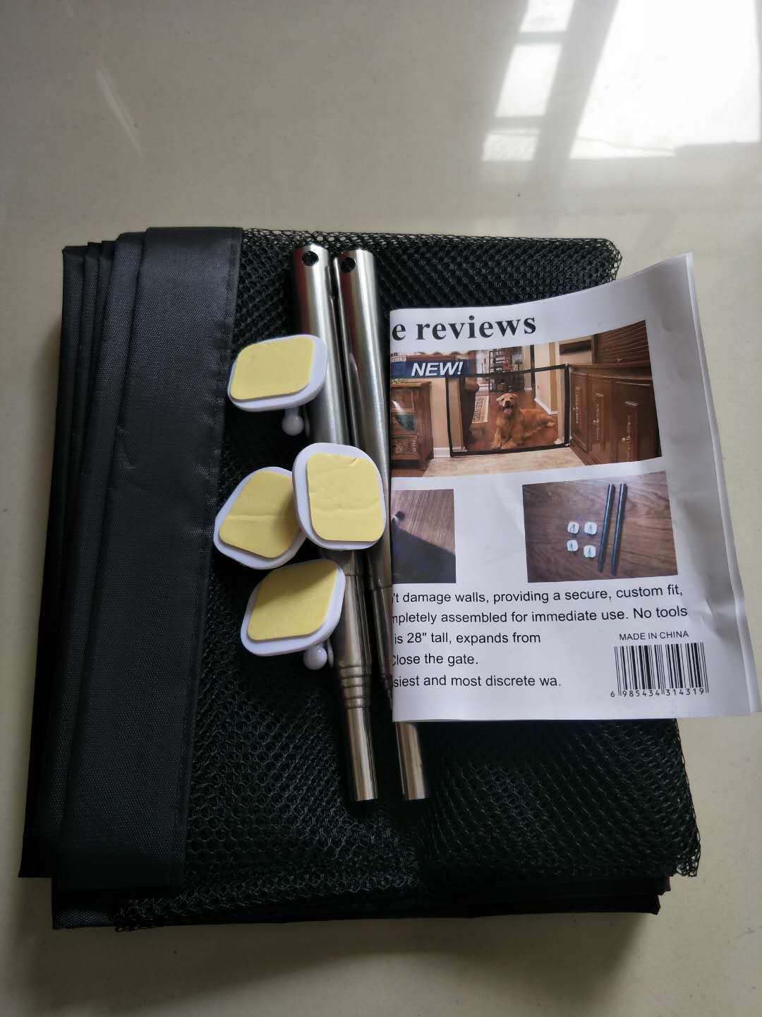 Z30 Dog Gate The Ingenious Mesh Magic Gate Pet Gate For Dogs Safe Guard And Install Dog Safety Enclosure Dog Fences: 72x180cm