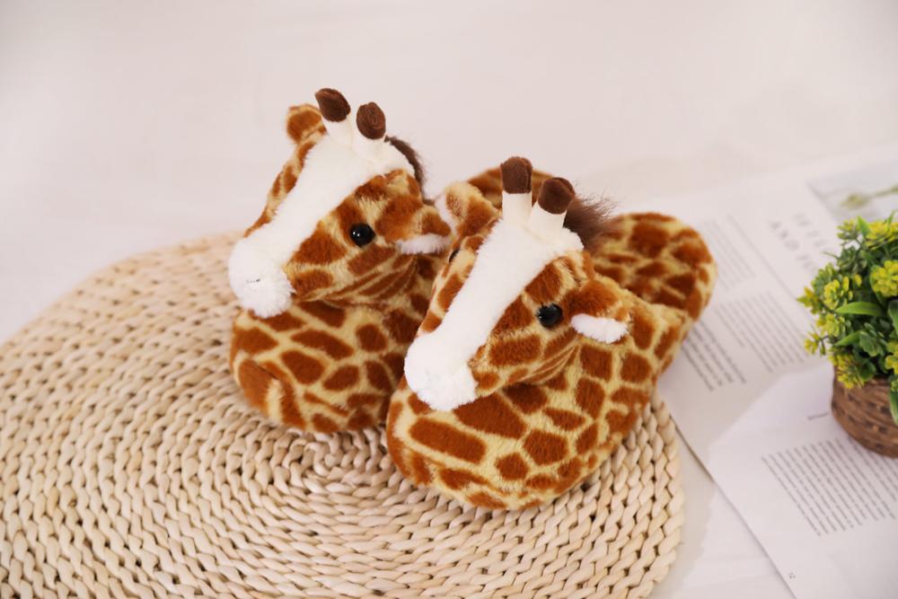 Millffy cute penguin giraffe elk slipper animal home slipper Women Floor Soft lovely Slippers Female Shoes Girls Warm Shoes: giraffe / 10
