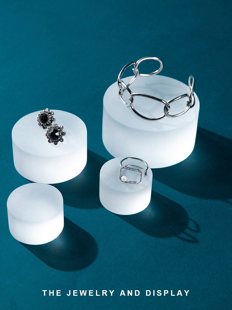Simple and frosted acrylic cylindrical geometric block combination jewelry display shooting props desktop decoration