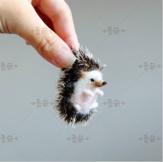 Wollen vilt prik, dier egel, kat, panda, konijn zeehond yucococafe. wollen vilt naaldvilten decoratie knutselen handwerk: F