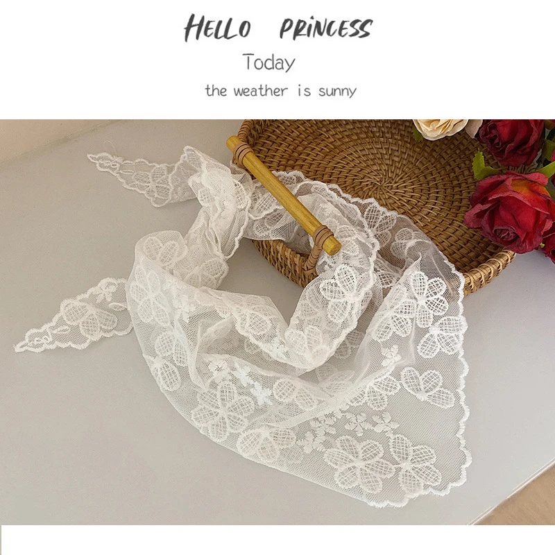 Blanc tissé dentelle florale cheveux écharpe enveloppes femmes rétro Triangle foulard chapeau voyage dentelle cheveux écharpe bandeau cheveux accessoires